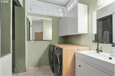 111 S 3rd St, Independence, OR 97351 - Photo 30