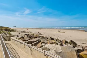 243 S Grayling St, Rockaway Beach, OR 97136 - Photo 32