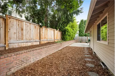 11856 SW Wilton Ave, Portland, OR 97223 - Photo 22