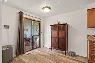 3428 SE 153rd Ave, Portland, OR 97236 - Photo 8