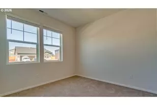 683 Terra Linda Ave, Eugene, OR 97404 - Photo 2