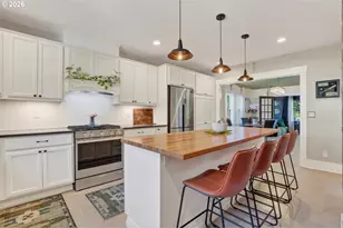 5135 N Cecelia St, Portland, OR 97203 - Photo 12