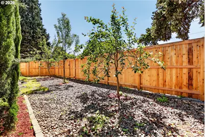 5135 N Cecelia St, Portland, OR 97203 - Photo 46