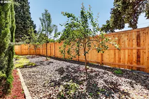 5135 N Cecelia St, Portland, OR 97203 - Photo 46