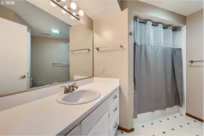 2902 SW Orchard Hill Pl, Lake Oswego, OR 97035 - Photo 22