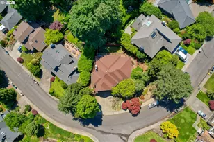 2902 SW Orchard Hill Pl, Lake Oswego, OR 97035 - Photo 36