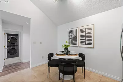 5250 S Landing Dr #308, Portland, OR 97239 - Photo 12