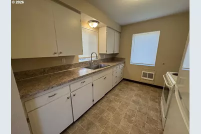 352 28th Ave, Longview, WA 98632 - Photo 6