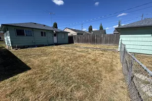 352 28th Ave, Longview, WA 98632 - Photo 16