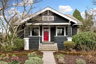 216 S James St, Silverton, OR 97381 - Photo 1