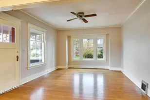 216 S James St, Silverton, OR 97381 - Photo 6