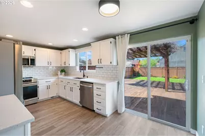 7027 SE 78th Ave, Portland, OR 97206 - Photo 14