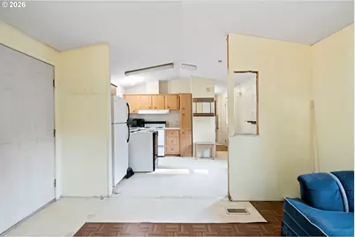 200 Lizzy Ln, Glendale, OR 97442 - Photo 6