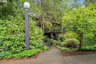 2625 Woodstone Pl, Eugene, OR 97405 - Photo 2