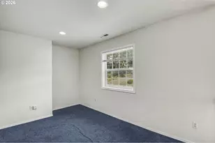 405 NE 86th Ave, Portland, OR 97220 - Photo 18