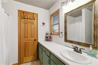 42801 Island Inn Dr, Lebanon, OR 97355 - Photo 22