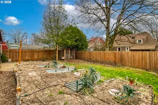 3424 NE Halsey (Dead End) St, Portland, OR 97232 - Photo 26