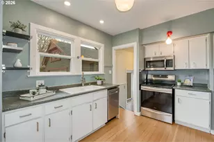 3424 NE Halsey (Dead End) St, Portland, OR 97232 - Photo 6