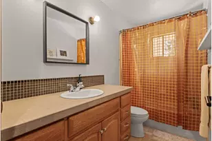 2345 NE Ridgewood Dr, Portland, OR 97212 - Photo 28