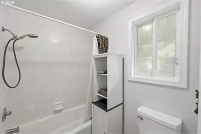 1360 SW 2nd St, McMinnville, OR 97128 - Photo 26
