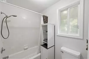 1360 SW 2nd St, McMinnville, OR 97128 - Photo 26