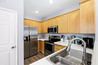 35477 Oakwood Dr, Saint Helens, OR 97051 - Photo 8