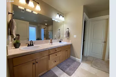 545 E 18th St, La Center, WA 98629 - Photo 22