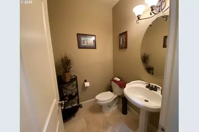 545 E 18th St, La Center, WA 98629 - Photo 12