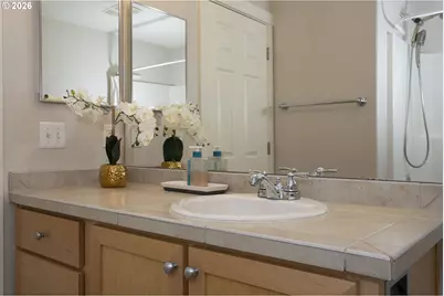 8600 SW 147th Ter #102, Beaverton, OR 97007 - Photo 28