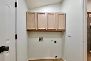 605 Idylwood Dr, Salem, OR 97302 - Photo 14
