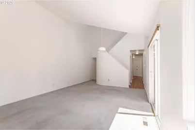 17650 NW Rolling Hill Ln, Beaverton, OR 97006 - Photo 12