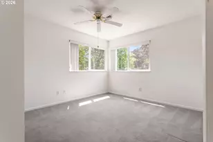 17650 NW Rolling Hill Ln, Beaverton, OR 97006 - Photo 26