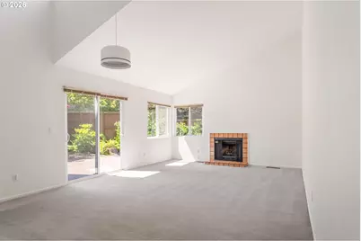 17650 NW Rolling Hill Ln, Beaverton, OR 97006 - Photo 10
