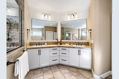 620 9th St, Lake Oswego, OR 97034 - Photo 22