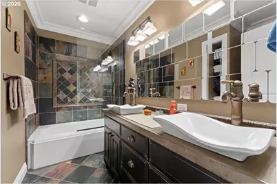 642 SE 38th Dr, Gresham, OR 97080 - Photo 32