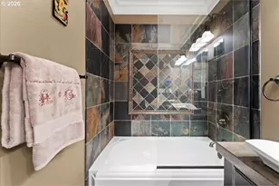 642 SE 38th Dr, Gresham, OR 97080 - Photo 32