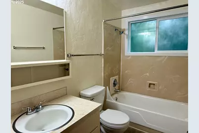 426 NW 11th St, Corvallis, OR 97330 - Photo 20
