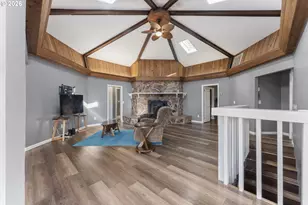 2453 Stephanie Ln, North Bend, OR 97459 - Photo 6