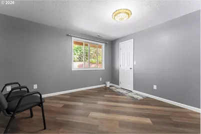 2453 Stephanie Ln, North Bend, OR 97459 - Photo 22