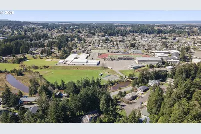 2453 Stephanie Ln, North Bend, OR 97459 - Photo 44