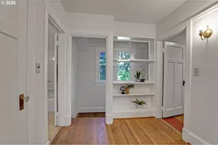 2160 SW Kings Ct, Portland, OR 97205 - Photo 14
