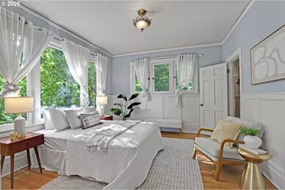 2160 SW Kings Ct, Portland, OR 97205 - Photo 10