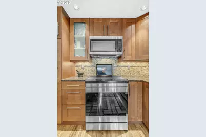 18978 Arrowwood Ave, Lake Oswego, OR 97035 - Photo 6