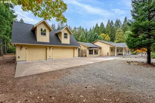 335 Cornett Ln, Cave Junction, OR 97523 - Photo 28