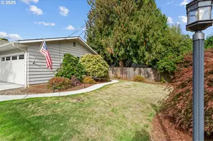 7565 SW 82nd Ave, Portland, OR 97223 - Photo 40