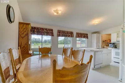 24915 Mosier Rd, Rainier, OR 97048 - Photo 16