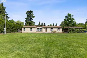 3231 NE Holland Ct, Portland, OR 97211 - Photo 48