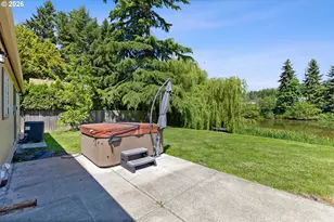 3231 NE Holland Ct, Portland, OR 97211 - Photo 30