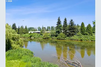 3231 NE Holland Ct, Portland, OR 97211 - Photo 36