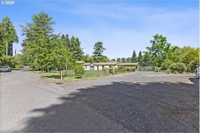 3231 NE Holland Ct, Portland, OR 97211 - Photo 44